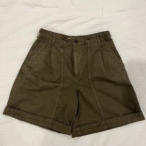 Everlane shorts